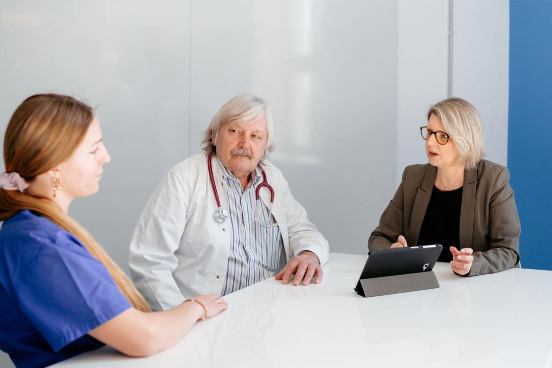 consanitas – Beratung für Ärzte, Zahnärzte, Apotheker und Physiotherapeuten - Brenneis - Abrechnung